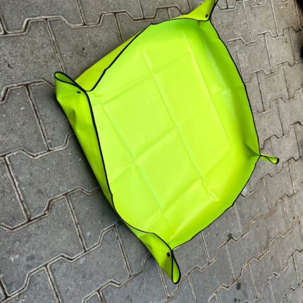 Mata do Przesadzania Roślin 75cm x 75cm – Niezbędnik Każdego Ogrodnika
