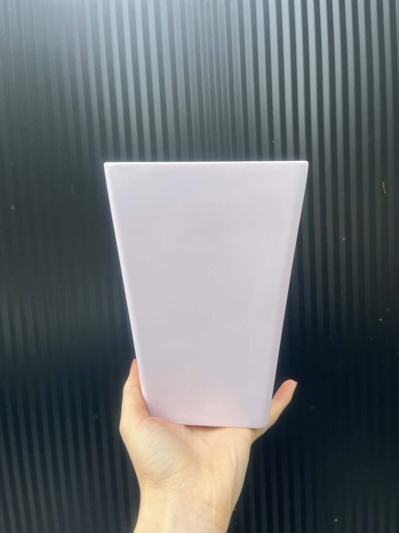 Biała wysoka kwadratowa osłonka 12cm